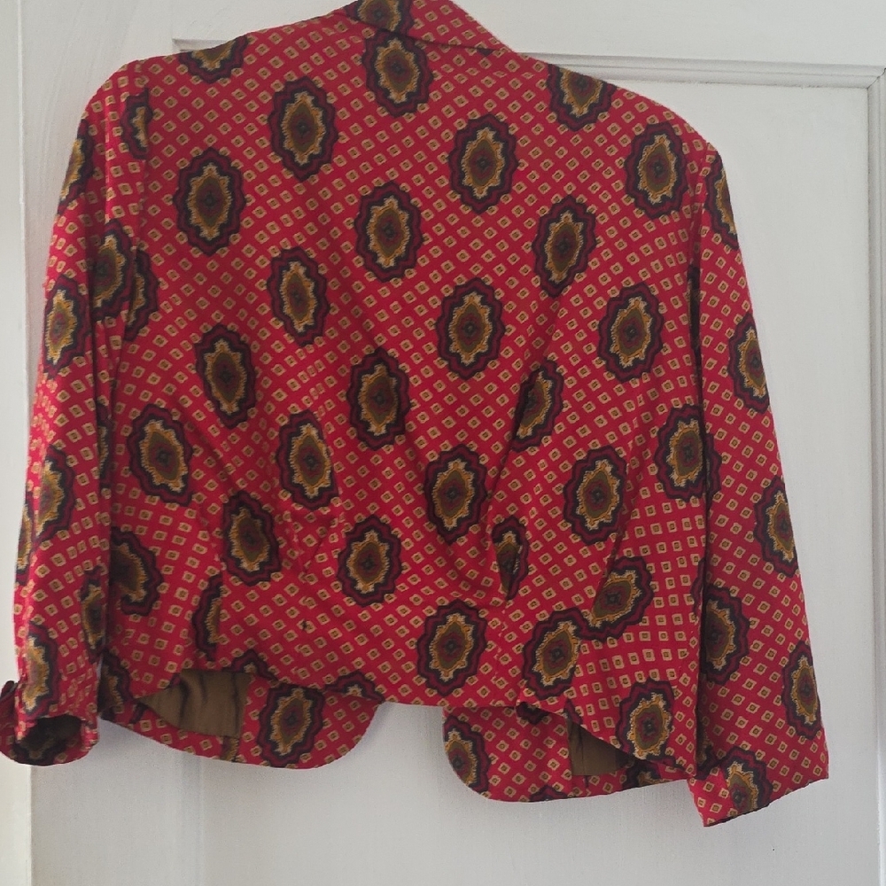 Red Patterned Women's Jacket - image 6